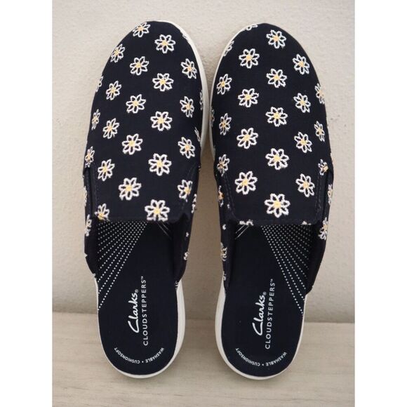 Clarks Cloudsteppers Women 9.5M Navy Floral Breeze Canvas Slip-On Mules - Picture 9 of 9